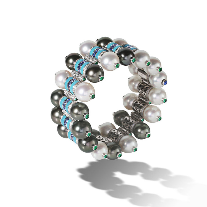 Van Cleef & Arpels Seven Seas 系列高級珠寶。